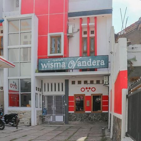 Wisma Vandera Syariah Garut Mitra Reddoorz Buitenkant foto